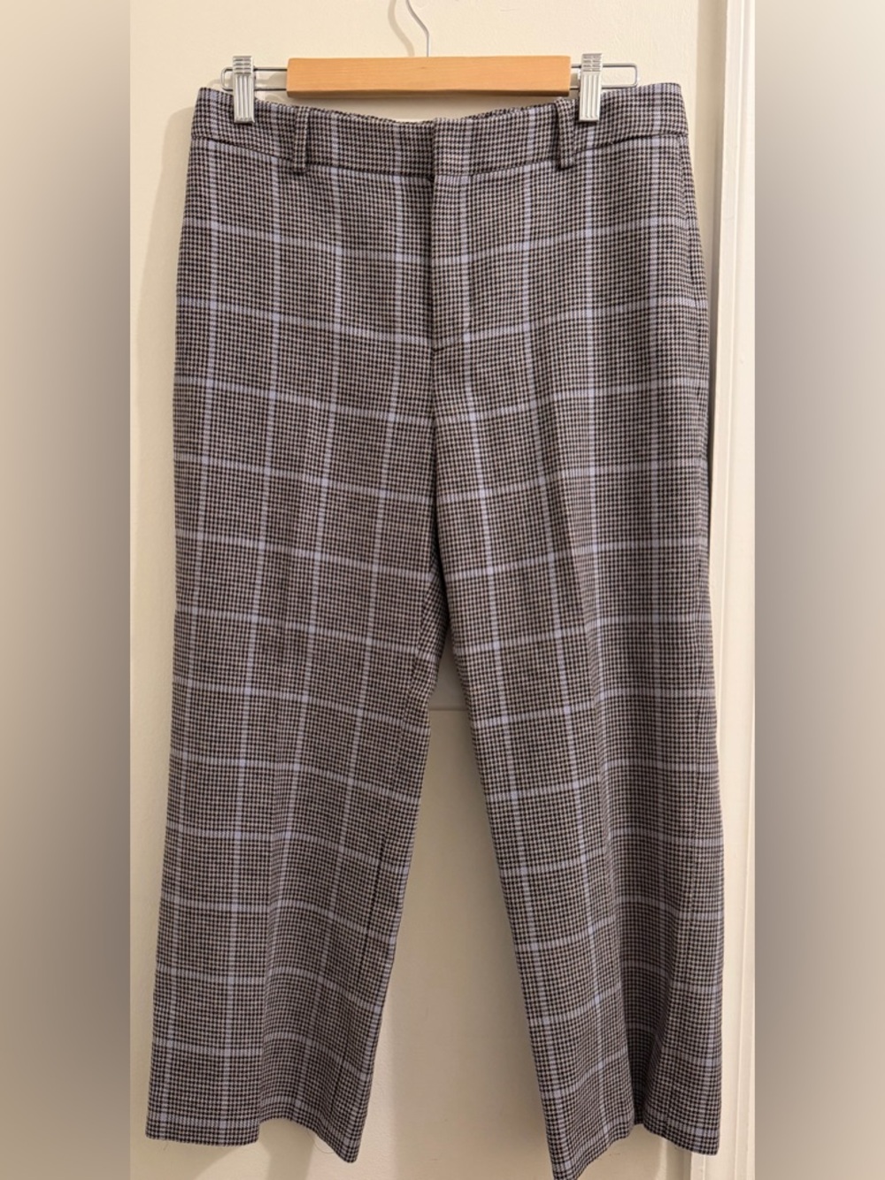 Zara Men's Gray Plaid Dress Pants with Subtle Check